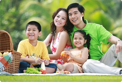 Nhân ngày Gia đình Việt Nam 28-6 Gia đình văn hóa - nét đẹp của bức tranh cuộc sống văn minh, hạnh phúc